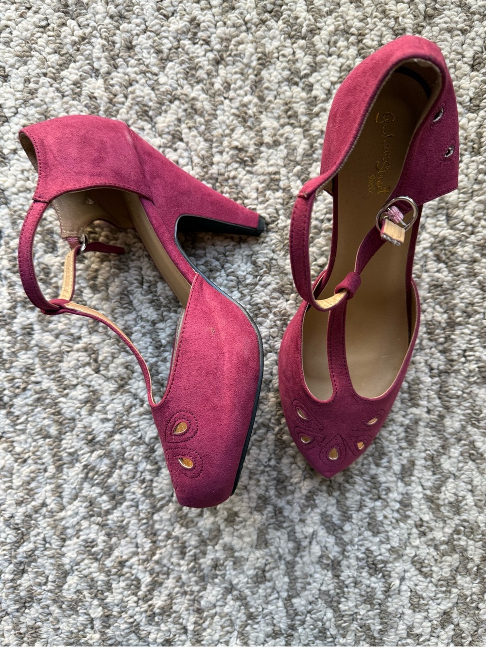 ModCloth Berry Suede T-Strap Heels - Picture 2 of 4